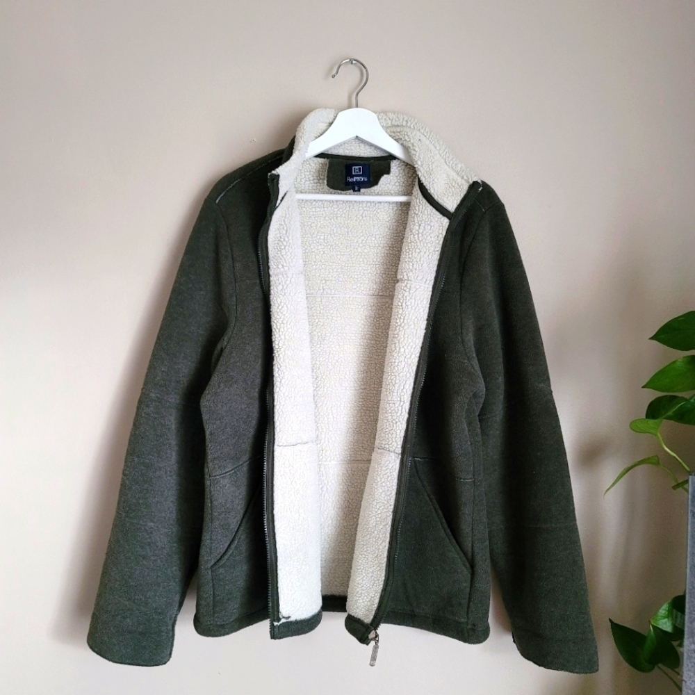 Reitmans Fleece Sherpa Jacket Size Large in Gray